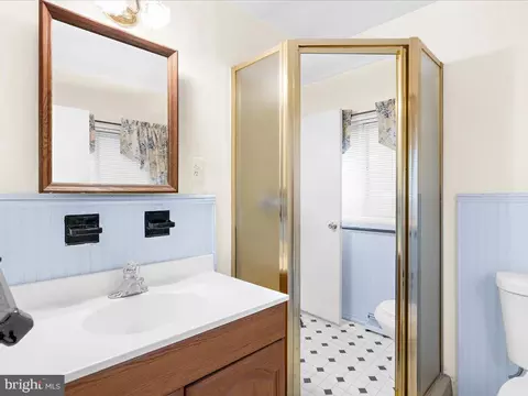 Bath - 313 Hampton Rd, Linthicum Heights, MD 21090 photo 3 of 5