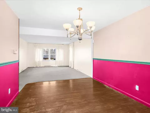 Living - 313 Hampton Rd, Linthicum Heights, MD 21090 photo 3 of 6