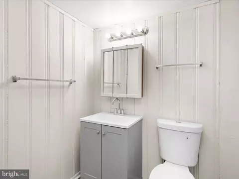 Bath - 313 Hampton Rd, Linthicum Heights, MD 21090 photo 4 of 5