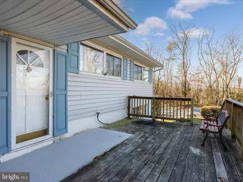 Exterior - 313 Hampton Rd, Linthicum Heights, MD 21090 photo 3 of 6