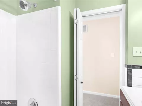 Bath - 313 Hampton Rd, Linthicum Heights, MD 21090 photo 2 of 5