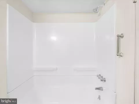 Bath - 313 Hampton Rd, Linthicum Heights, MD 21090 photo 5 of 5