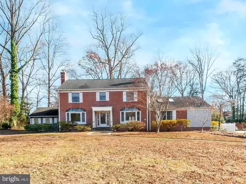 32 Windward Dr, Severna Park, MD 21146