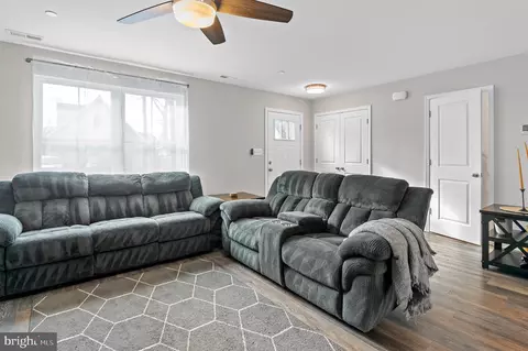 1222 Hawthorne St, Shady Side, MD 20764 photo 6