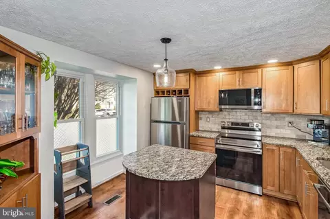 Kitchen - 567 Melissa Ct, Arnold, MD 21012 photo 1 of 3