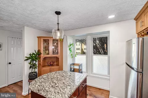 Kitchen - 567 Melissa Ct, Arnold, MD 21012 photo 2 of 3
