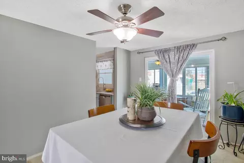 8537 Summit Rd, Pasadena, MD 21122 photo 11