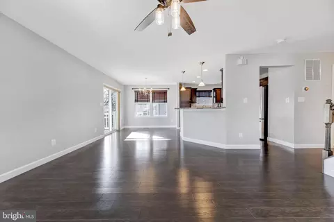 1603 Cambridge Rd, Edgewater, MD 21037 photo 8