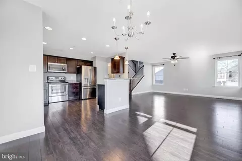 1603 Cambridge Rd, Edgewater, MD 21037 photo 6