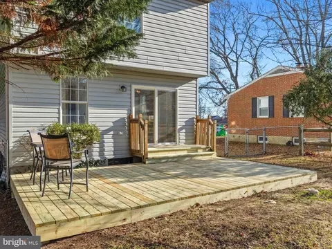 Exterior - 196 Circle Rd, Pasadena, MD 21122 photo 6 of 9