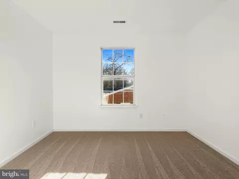 Bedroom - 196 Circle Rd, Pasadena, MD 21122 photo 3 of 8