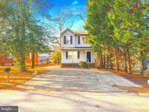 Exterior - 196 Circle Rd, Pasadena, MD 21122 photo 3 of 9