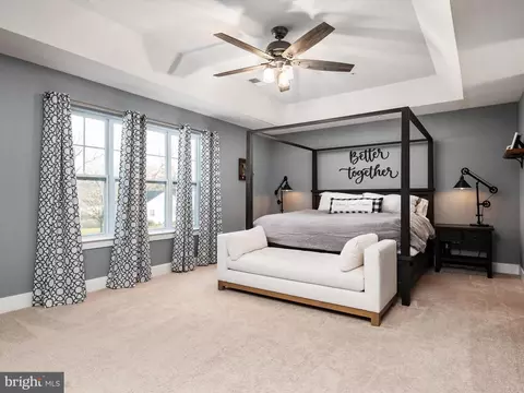 Bedroom - 221 Lakeview Ave, Edgewater, MD 21037 photo 1 of 4