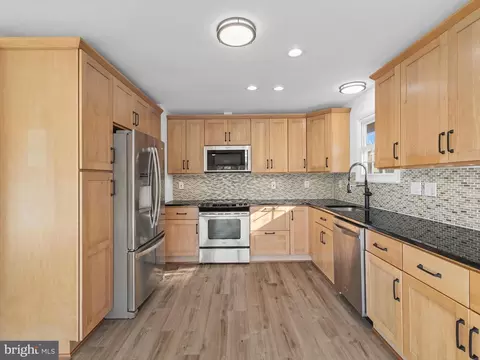 7746 Glen Ave, Pasadena, MD 21122 photo 12
