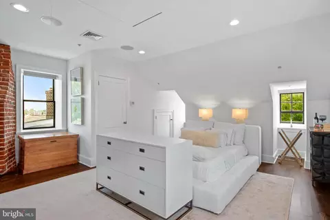 Bedroom - 40 Cornhill St, Annapolis, MD 21401 photo 7 of 7