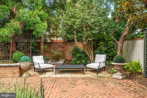 Exterior - 40 Cornhill St, Annapolis, MD 21401 photo 8 of 9
