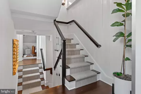 Entry Way - 40 Cornhill St, Annapolis, MD 21401 photo 5 of 5