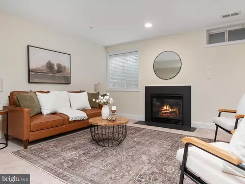 Living - 857 Thicket Ct, Odenton, MD 21113 photo 7 of 9