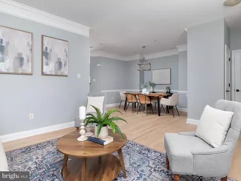 Living - 857 Thicket Ct, Odenton, MD 21113 photo 4 of 9