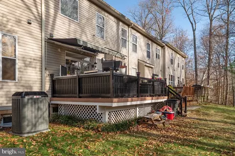 Exterior - 857 Thicket Ct, Odenton, MD 21113 photo 6 of 6