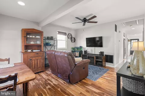 Other - 7737 W Shore Rd, Pasadena, MD 21122 photo 3 of 7