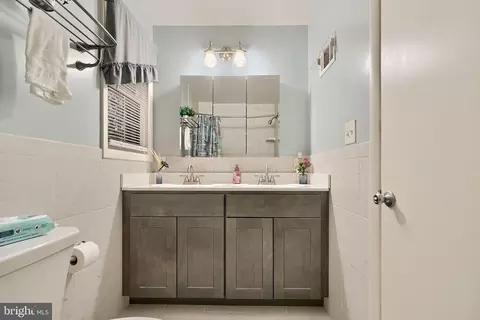 542 Williamsburg Ln, Odenton, MD 21113 photo 20