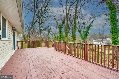 542 Williamsburg Ln, Odenton, MD 21113 photo 35