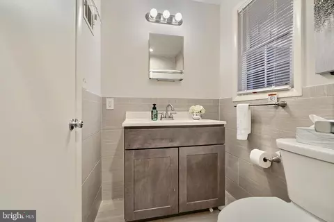 542 Williamsburg Ln, Odenton, MD 21113 photo 25