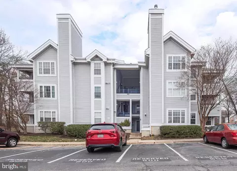 600 Moonglow Rd #103, Odenton, MD 21113