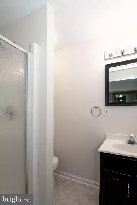 Bath - 1206 Quaker Ridge Dr, Arnold, MD 21012 photo 1 of 1