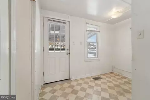 7712 Edgewood Ave, Pasadena, MD 21122 photo 5