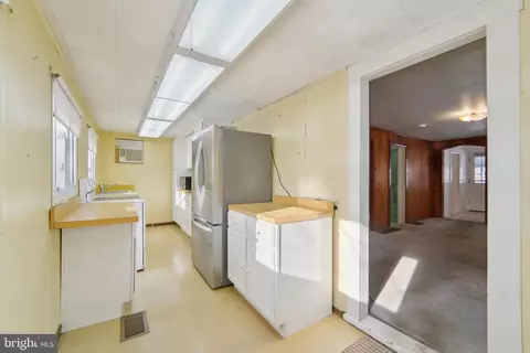 7712 Edgewood Ave, Pasadena, MD 21122 photo 14