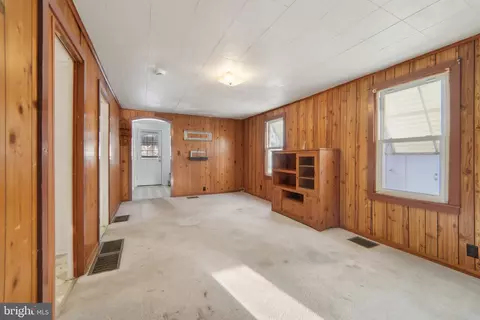 7712 Edgewood Ave, Pasadena, MD 21122 photo 8