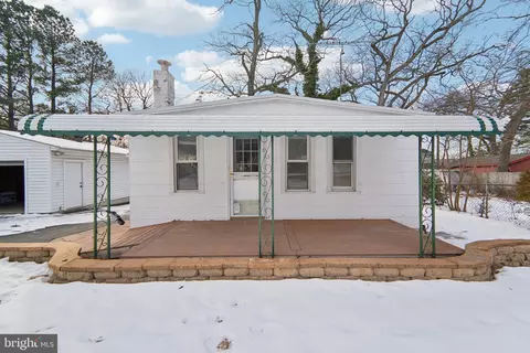 7712 Edgewood Ave, Pasadena, MD 21122 photo 2