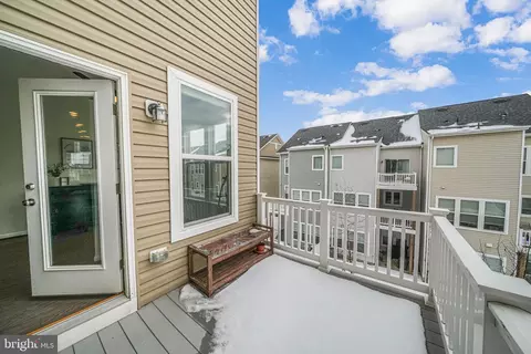 8328 Meadowood Dr, Hanover, MD 21076 photo 29