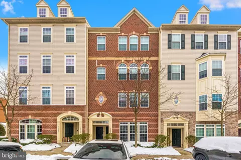 7552 A Stoney Run Dr #7552A, Hanover, MD 21076