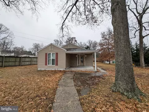 219 Circle Rd, Pasadena, MD 21122