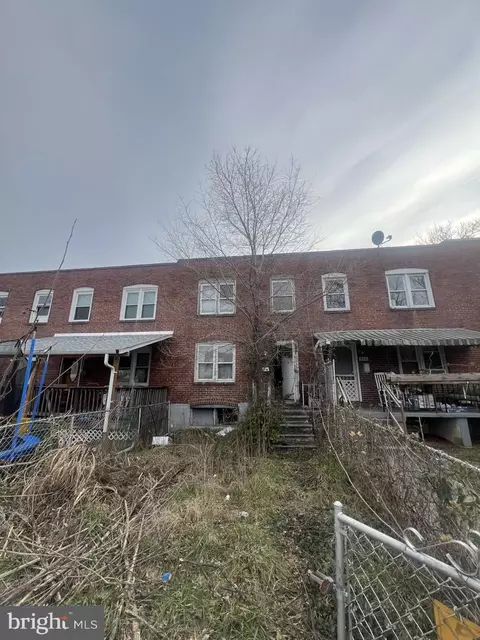 905 Victory Ave, Baltimore, MD 21225