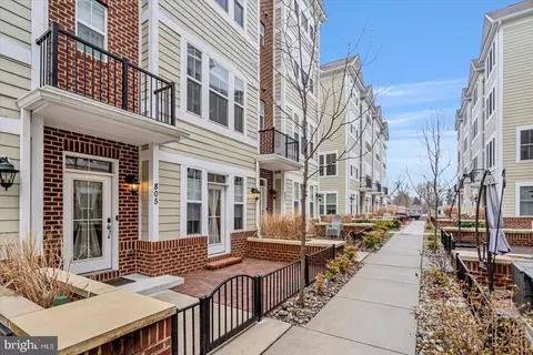 805 Francis Harris Pl, Annapolis, MD 21401