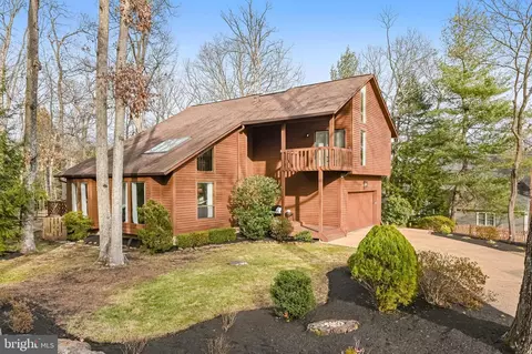 313 Braeburn Glen Ct, Millersville, MD 21108