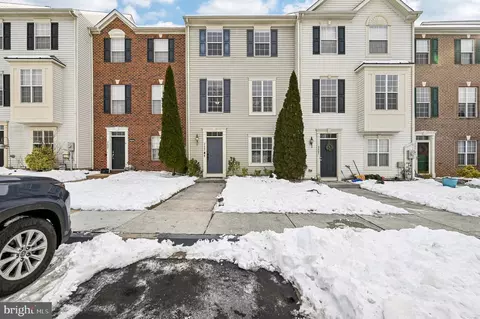 2607 Lotuswood Ct, Odenton, MD 21113