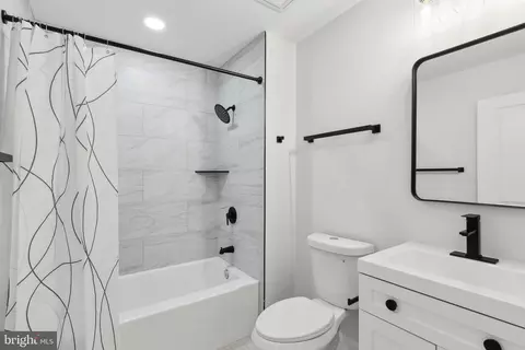 Bath - 8533 Skipjack Pl, Pasadena, MD 21122 photo 3 of 4
