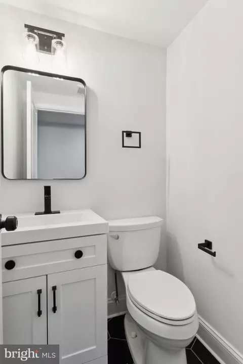 Bath - 8533 Skipjack Pl, Pasadena, MD 21122 photo 4 of 4