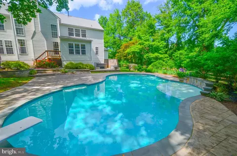 6005 Traceys Landing Rd, Tracys Landing, MD 20779