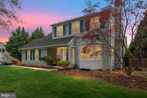 2316 Putnam Ln, Crofton, MD 21114