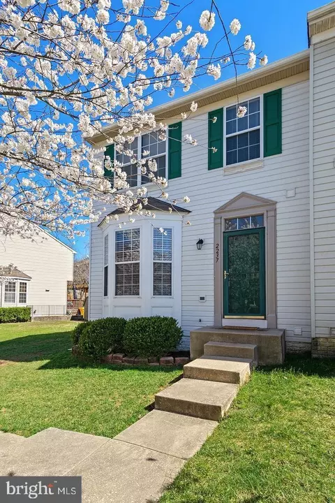 2237 Indian Summer Dr, Odenton, MD 21113