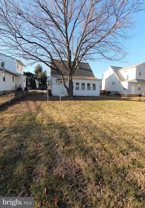 Other - 2 Circle, Linthicum Heights, MD 21090 photo 9 of 9