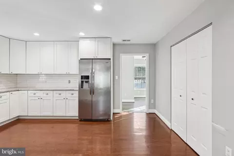 Entry Way - 5207 Nick Rd, Shady Side, MD 20764 photo 2 of 4