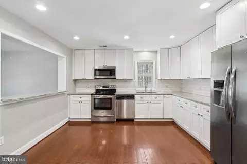 Kitchen - 5207 Nick Rd, Shady Side, MD 20764 photo 1 of 2