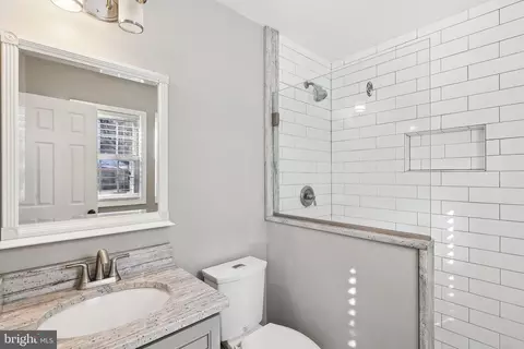 Bath - 5207 Nick Rd, Shady Side, MD 20764 photo 2 of 5